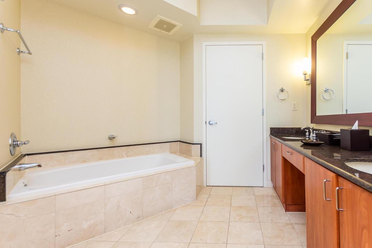 Hotel International Beach Tump Resort Ocean View 1100 Sf 1 Bed 1Bth Privately Owned Sunny Isles Miami Beach Ngoại thất bức ảnh